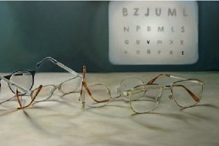 晶體植入手術(shù)可以當兵嗎？