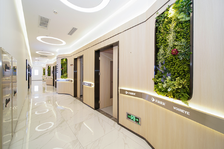 為什么近視眼超過(guò)600度，一定要檢查眼底呢？