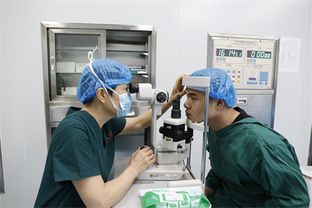 如何預(yù)防近視加重？